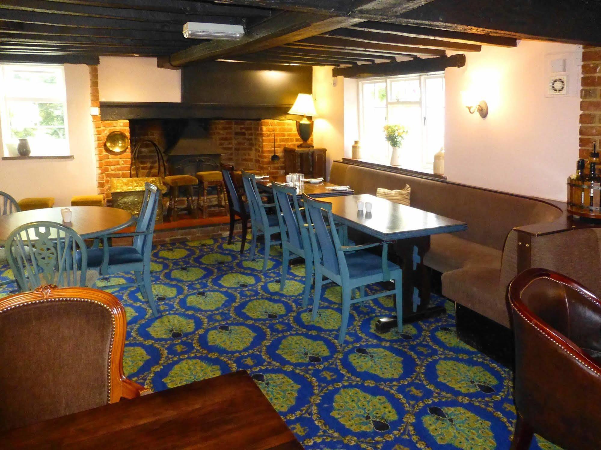 The Peacock Country Inn Chinnor Exterior foto